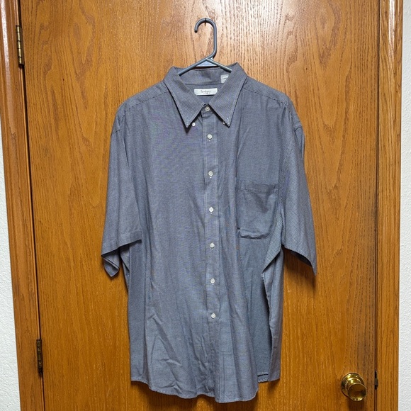 Men's Blue Button-Up Shirt - Picture 1 of 5